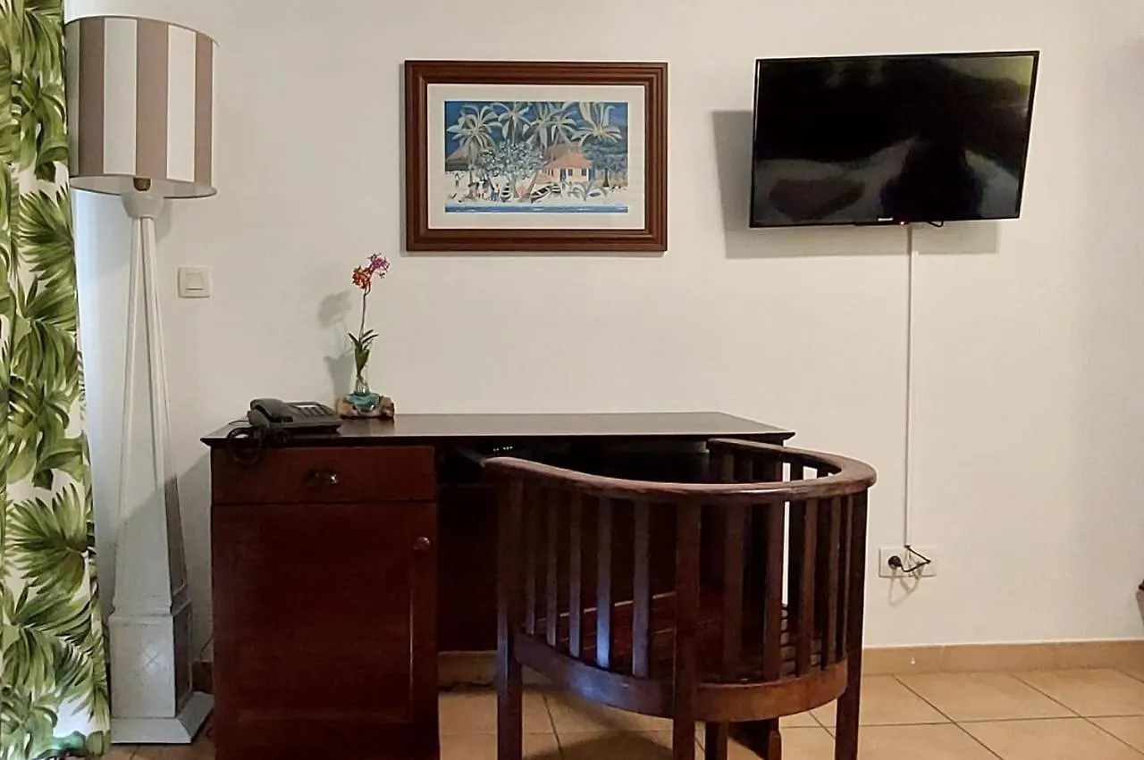 아파트 Au Beau Village Studio Avec Piscine Magnifique 상트루스